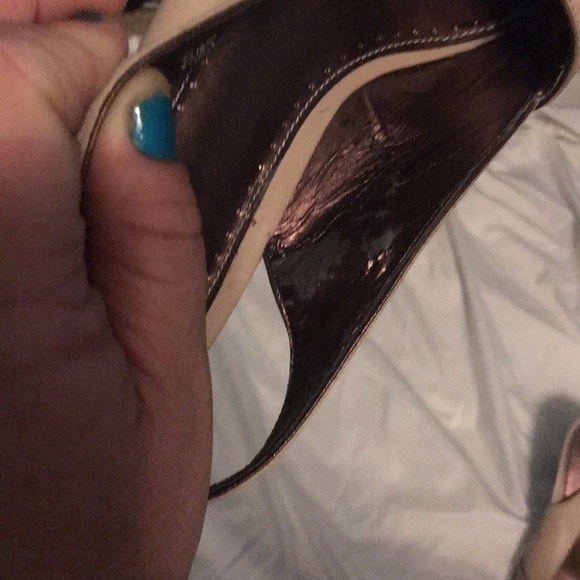 Open toe taupe heels - Picture 3 of 7